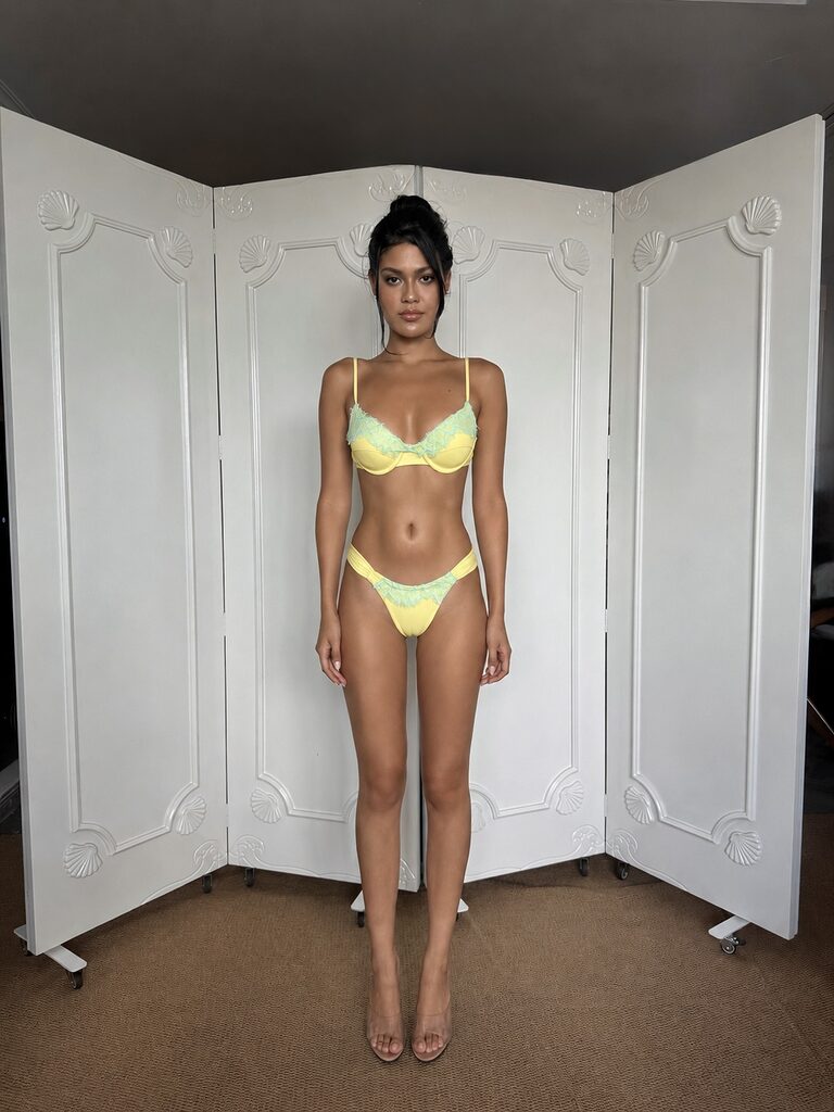 LINSEY BIKINI
