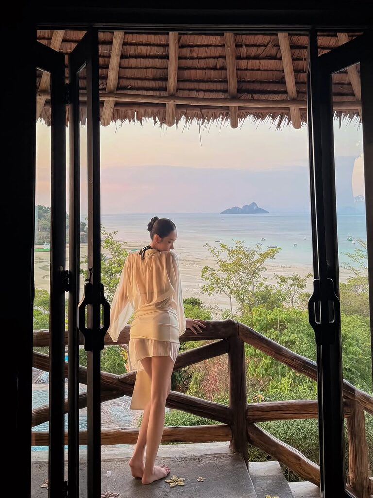 ROSIE BEACH COVER-UP